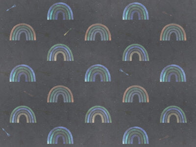 Patterned kids wallpaper with rainbows and arrows on a dark background